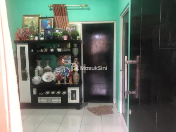 Rumah Hook Hadap Timur Dalam Cluster Eksklusif Jatiasih – Sejuk, Terang, De