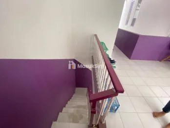 Rumah Kost Siap Operasional, Baru Renovasi, 2 Lantai di Keputih Sukolilo