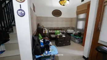Rumah Medayu 2 lantai Cuma 10 menit ke Raya MERR Rungkut Surabaya Timur