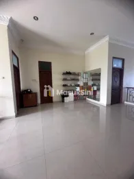 Rumah Nyaman Pakuwon Villa bukit Indah &ndash; Lokasi Strategis & Aman