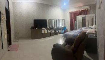 Rumah Nyaman Pakuwon Villa bukit Indah &ndash; Lokasi Strategis & Aman