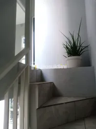 Rumah pinggir jalan Menuju Rembangan, Jember Cocok untuk Homestay