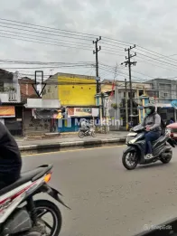 Rumah Pinggir Jalan Strategis 2 lantai dekat Exitol Karanglo-Singosari