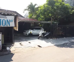 Rumah Pusat Kota Solo