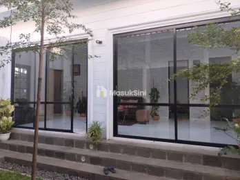 Rumah Scandinavian di Kebonsari dekat Armed Jember
