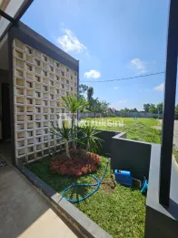Rumah Smart Home 2lt di Rich Village Jember