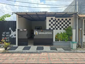Rumah Strategis Jalan Lebar Gett