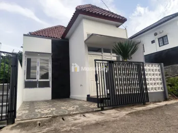 Rumah Tipar Cibubur Timur Jakarta
