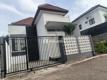 Rumah Tipar Cibubur Timur Jakarta