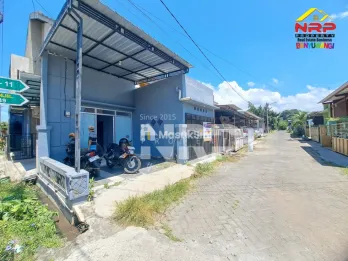 Sewa Rumah Minimalis Hook + Ruang Usaha Nol Jalan Brawijaya Banyuwangi