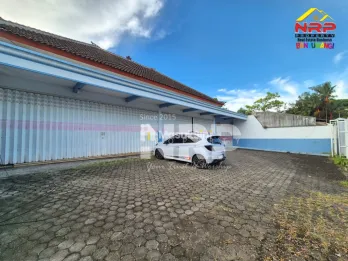 Dijual Rumah dan Gudang di Jajag - Banyuwangi