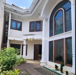 DIJUAL RUMAH JAKARTA SELATAN KEBAYORAN LAMA