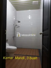 Dijual Rumah Kayu Putih