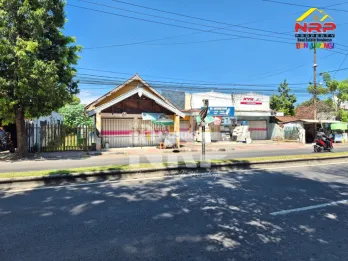 Dijual Tanah Bonus Bangunan di JL. Basuki Rahmat Banyuwangi