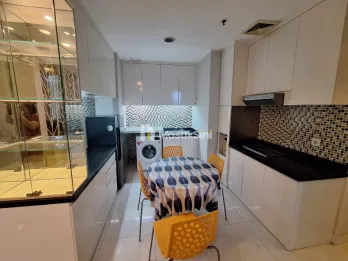 DISEWAKAN CEPAT! Unit Apartemen Tower Via Ciputra World Surabaya