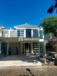 Disewakan Rumah Eksklusif Surabaya Barat &ndash; Park Avenue