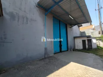 Gudang Luas Siap Sewa Kyai Tambak Deres Surabaya &ndash; Akses Truk Besar