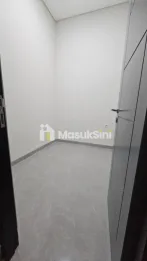 Hanya 100 mtr dari Raya & Superindo Rumah Sutorejo Baru Gress SHM