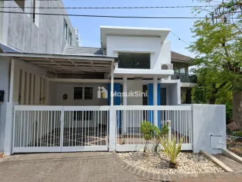Hot Sale! Rumah Pantai Mentari Dekat Pakuwon City &ndash; Kesempatan Terbatas