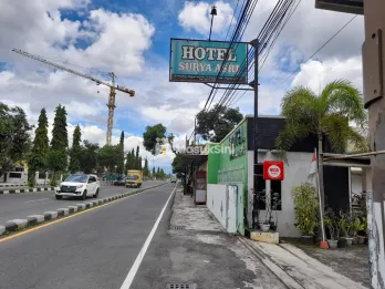 Hotel Melati di pinggir Jl. Ringroad Utara Maguwo Depok Sleman Yogyakarta