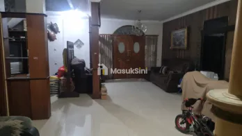 Hunian Nyaman 2 Lantai Dekat Tengah Kota &ndash; Kebraon Surabaya
