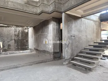 jual rumah mewah setengah jadi Darmo harapan surabaya