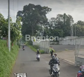 LAHAN INDUSTRI STRATEGIS 2,9 HA DIAPIT 2 GERBANG TOL MALANG