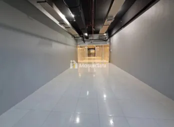 Office Tower Ciputra World Surabaya Siap Pakai
