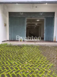 RUKO SIAP HUNI BERSIH TERAWAT LUAS 250 M² DI PUSAT BISNIS SAWOJAJAR