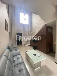 RUMAH 2 LANTAI FULL FURNISH ISTANA DIENG MALANG