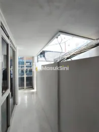 Rumah Bhaskara Surabaya, Sudah Renovasi & Lingkungan Aman
