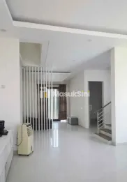 Rumah Citraland Utara Green Hill Surabaya Barat – Lokasi Emas Siap Huni!