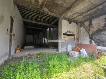 Rumah Hitung Tanah di Dharmahusada Mas, Investasi Menjanjikan