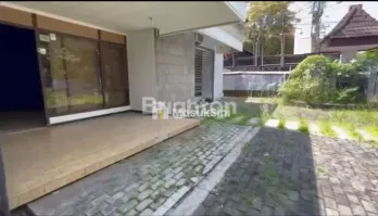 RUMAH HOOK SEWA PINGGIR JALAN POROS TIDAR MALANG