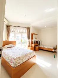 RUMAH KLASIK HALAMAN LUAS BOGOR BARAT