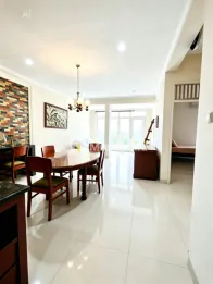 RUMAH KLASIK HALAMAN LUAS BOGOR BARAT