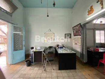 RUMAH KOLONIAL BELANDA DEKAT JLN KAWI KAWI, SEMERU IJEN SEKITARNYA