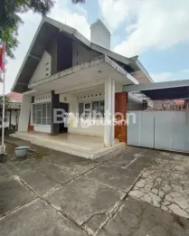 RUMAH KOLONIAL SUPER STRATEGIS ORO ORO DOWO IJEN KOTA MALANG