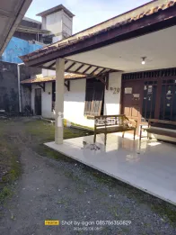 rumah kos 60 kamar di uns solo