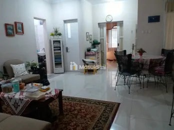 Rumah & Kost Produktif di Tubagus Ismail, Income Stabil Lokasi Premium