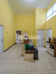 RUMAH MANIS NUANSA UNGU, ASRI & BIKIN BETAH DI TASIKMADU - KOTA MALANG
