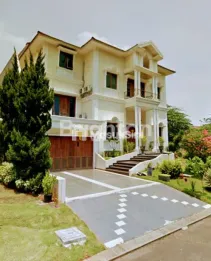 RUMAH MEWAH LT 508M² DI CLUSTER VIRGINIA KOTA WISATA