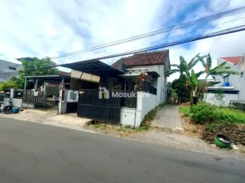 Rumah Minimalis 2 Lantai Dijual Jl Raya Dermo Dau Kab Malang