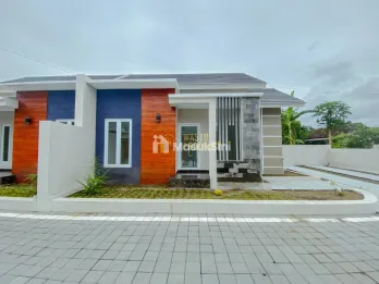 RUMAH MURAH DESAIN MODERN DI KALASAN