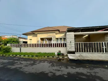Rumah Nyaman Siap Tinggal Darmo Permai Surabaya Barat &ndash; Fully Furnished