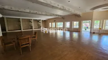 RUMAH PUSAT KOTA EX RESTO ORO ORO DOWO MALANG