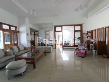 RUMAH SIAP HUNI BERSIH AREA GUNUNG GUNUNG IJEN RAYA JL JAKARTA KLOJEN PUSAT KOTA MALANG