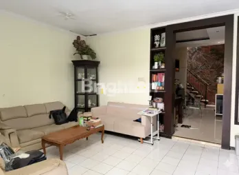 RUMAH SIAP HUNI DI PANDANWANGI &ndash; ONE GATE SYSTEM ROW JALAN 2 MOBIL
