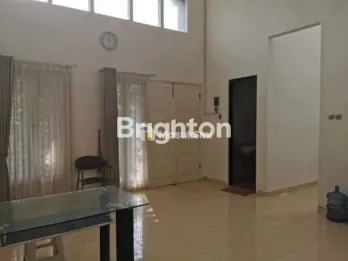 RUMAH POJOK HOOK VILLA PUNCAK TIDAR MALANG