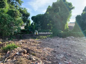 Tanah Pekarangan Pinggir Jalan Kahuripan Di Bukit Permai Jember